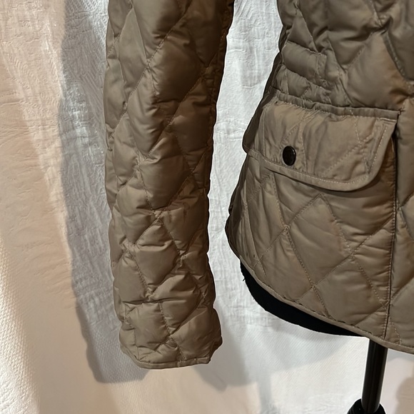 Eddie Bauer down jacket, size extra small - Picture 3 of 16